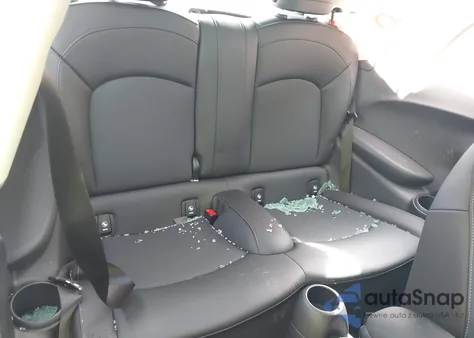 2021 Mini Hardtop Cooper z USA, uszkodzony, nr VIN WMWXR3C08M2N98492